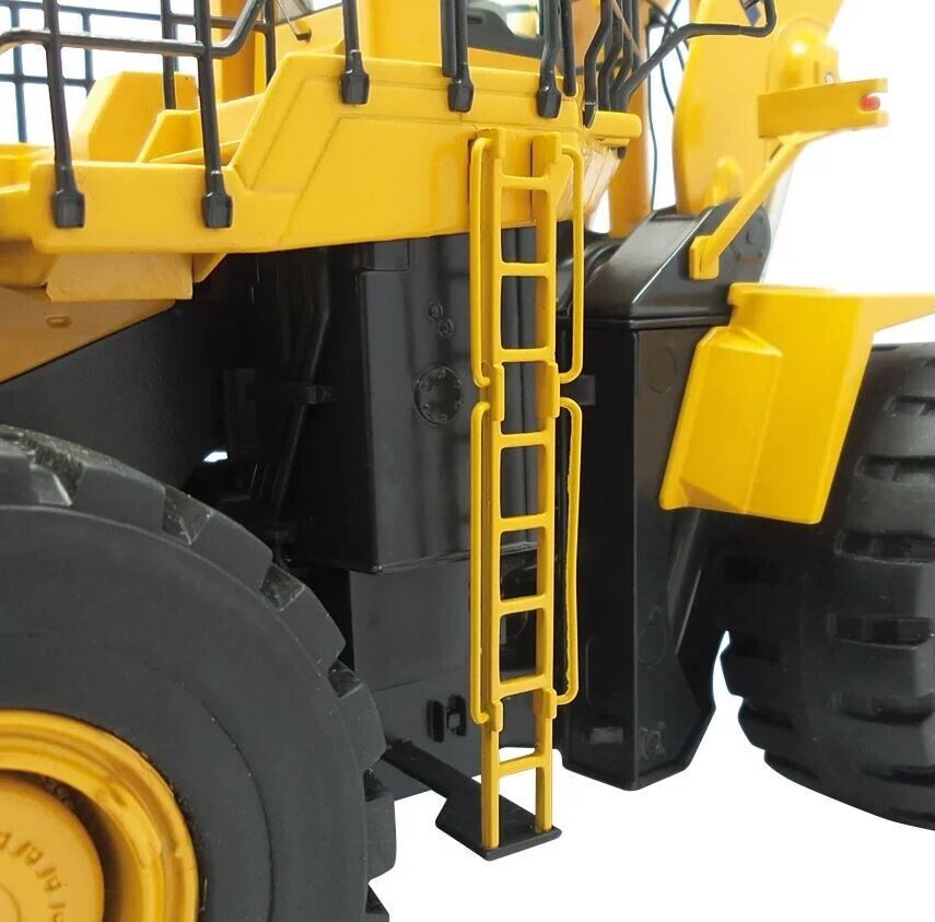 NZG Komatsu WA1200 Radlader in Gelb – Diecast Sammlermodell im Maßstab 1:50, Zinkdruckguss, Art. 889 – Ansicht 4