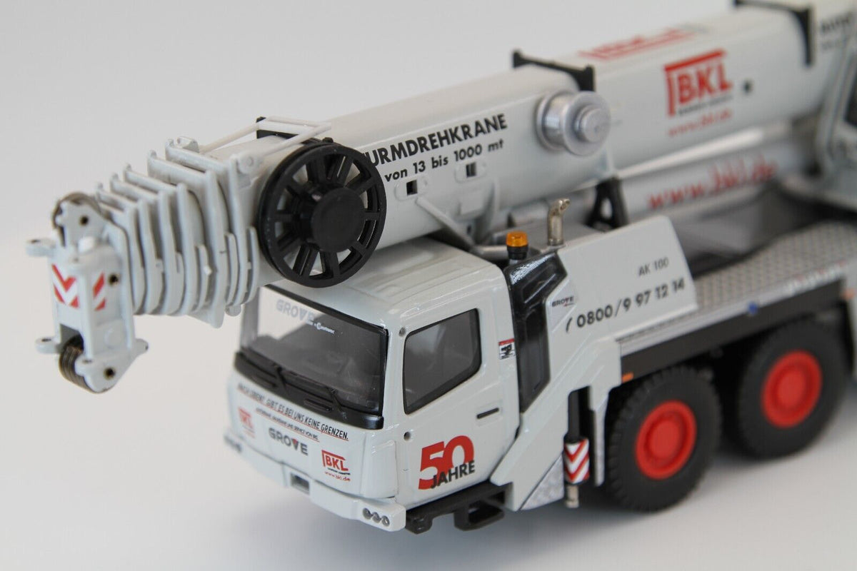 Conrad Grove GMK4100L-1 Mobilkran „50 Jahre BKL“ – Diecast Sammlermodell im Maßstab 1:50, Art. 2119/02