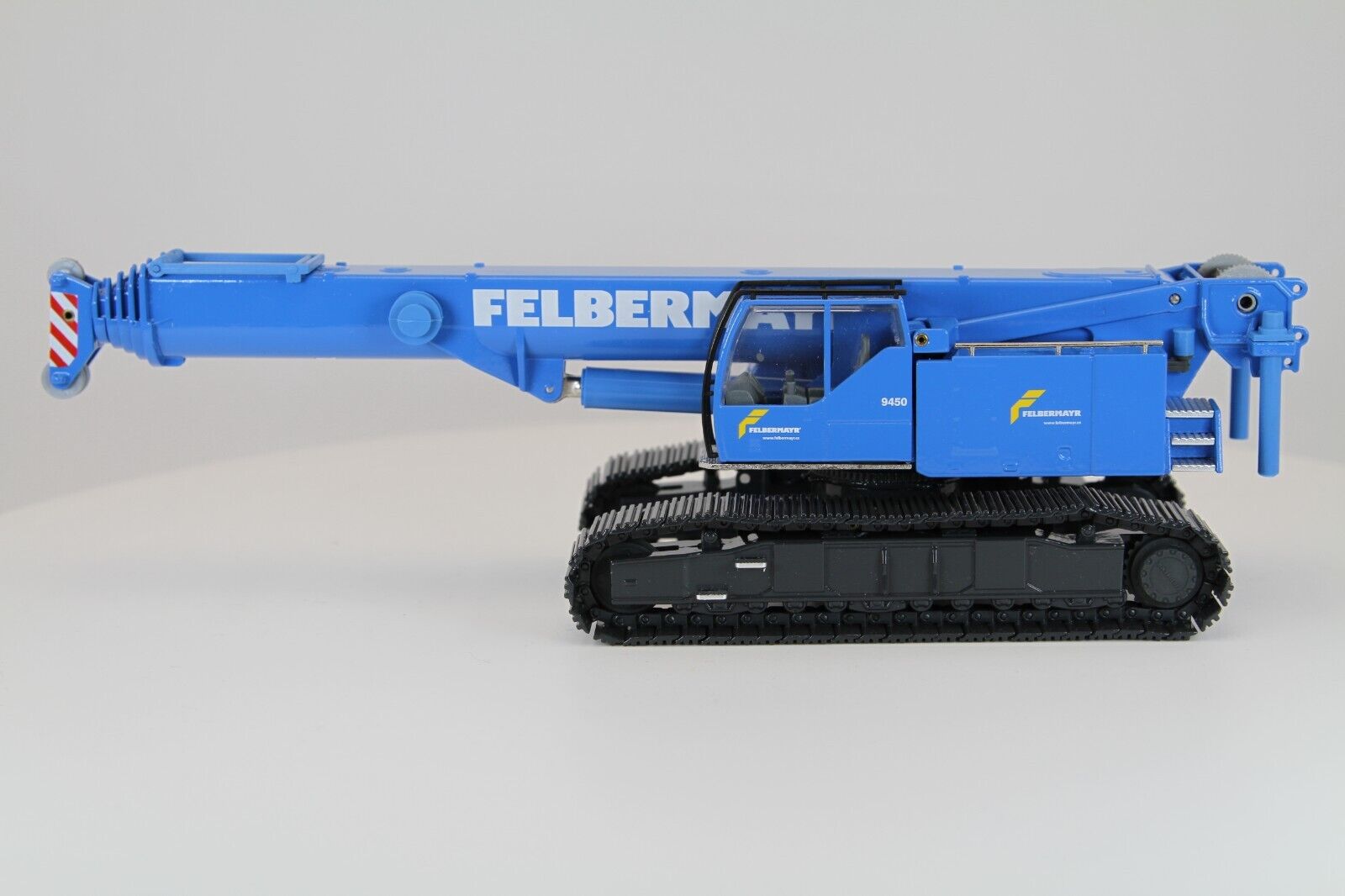 Conrad Liebherr LTR 1100 Raupenkran „FELBERMAYR“ – Diecast Sammlermodell im Maßstab 1:50, Art. 2738/08 – Ansicht 2