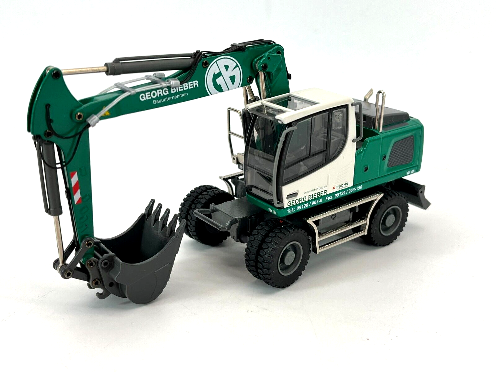 リープヘル A920 ホイール式油圧ショベル(1/50) conrad CONRAD Models リープヘル A920 ホイール式油圧ショベル(1/50) conrad CONRAD Models