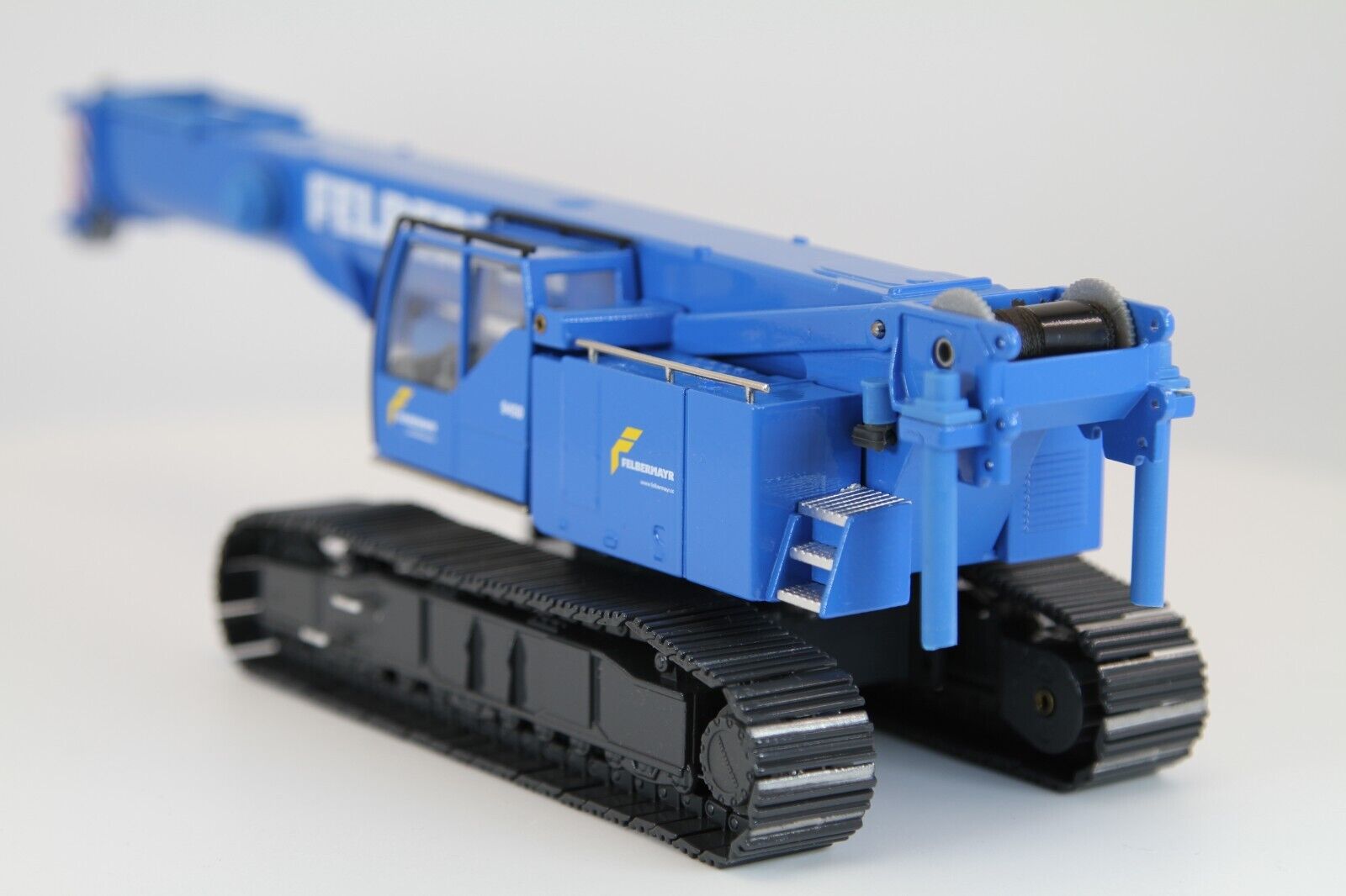 Conrad Liebherr LTR 1100 Raupenkran „FELBERMAYR“ – Diecast Sammlermodell im Maßstab 1:50, Art. 2738/08 – Ansicht 3