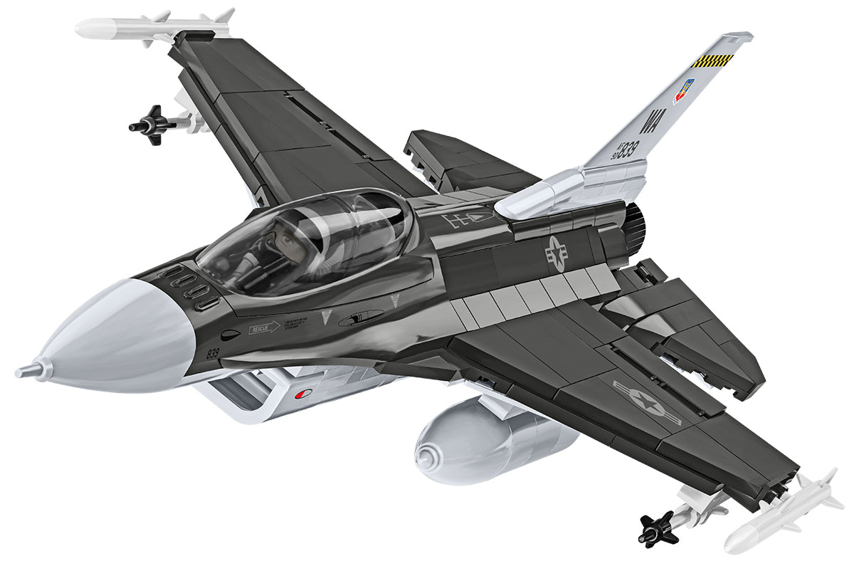 LOCKHEAD MARTIN F-16D Fighting Falcon (1:48) - 5914