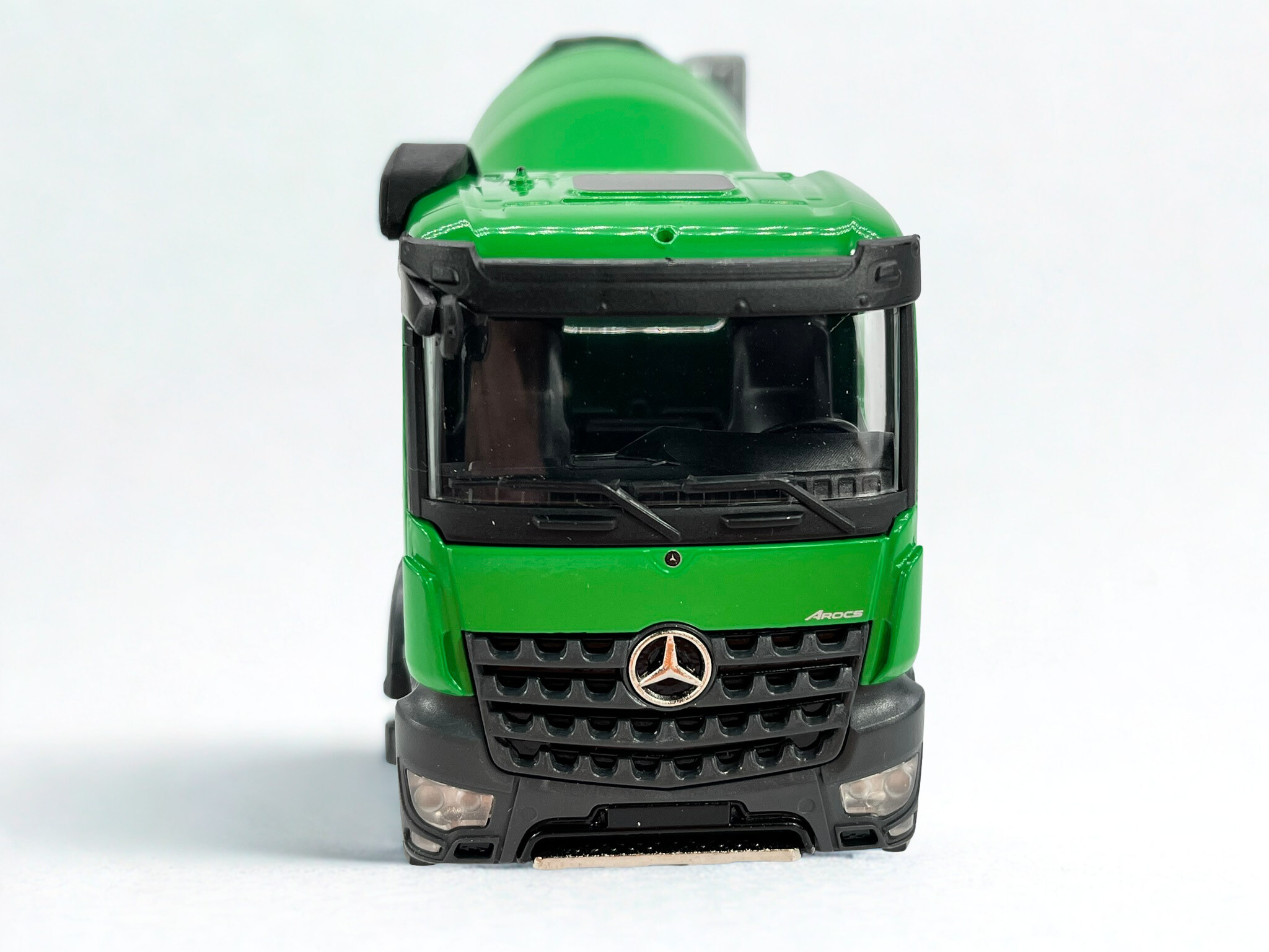 STETTER Fahrmischer 4-achs auf MERCEDES-BENZ Arocs "HEIDELBERG MATERIALS" (1:50) - 78258/06