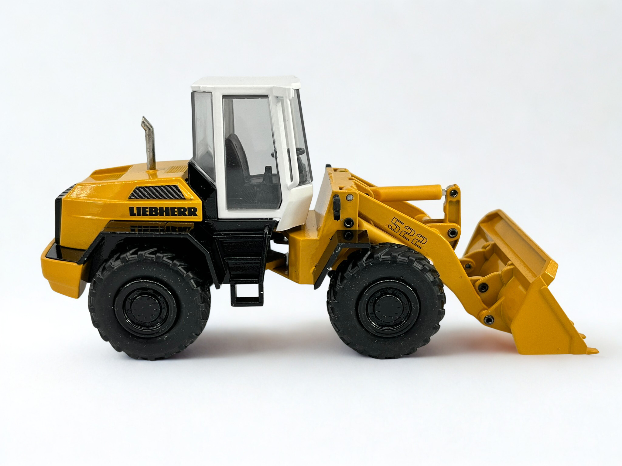 LIEBHERR Radlader L 522 Jubiläumsmodell "75 Jahre Firma LIEBHERR" (1:50) - 2882/01