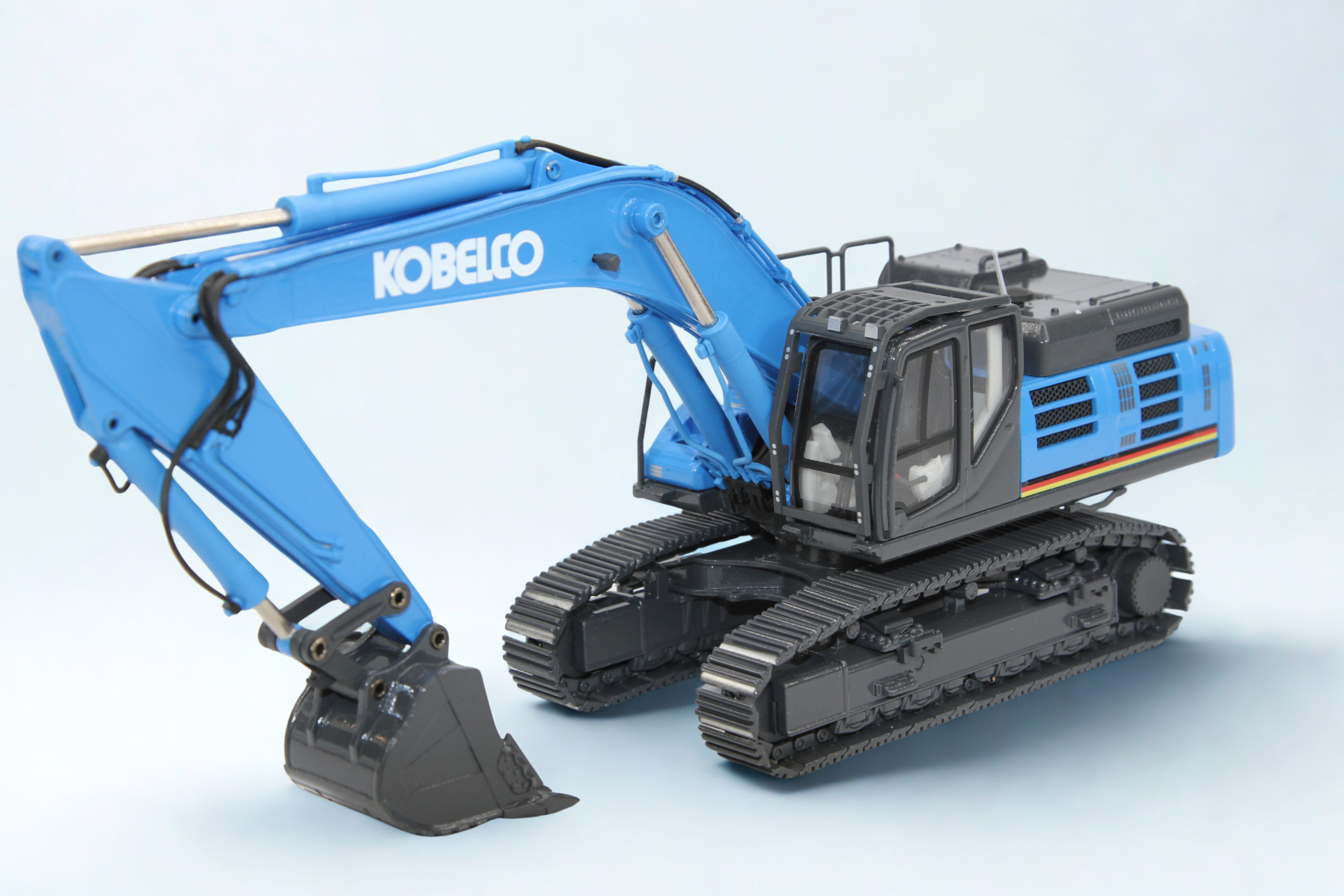 Kobelco SK500LC Raupenbagger Conrad 1:50 BAUMA 2025 Edition 1