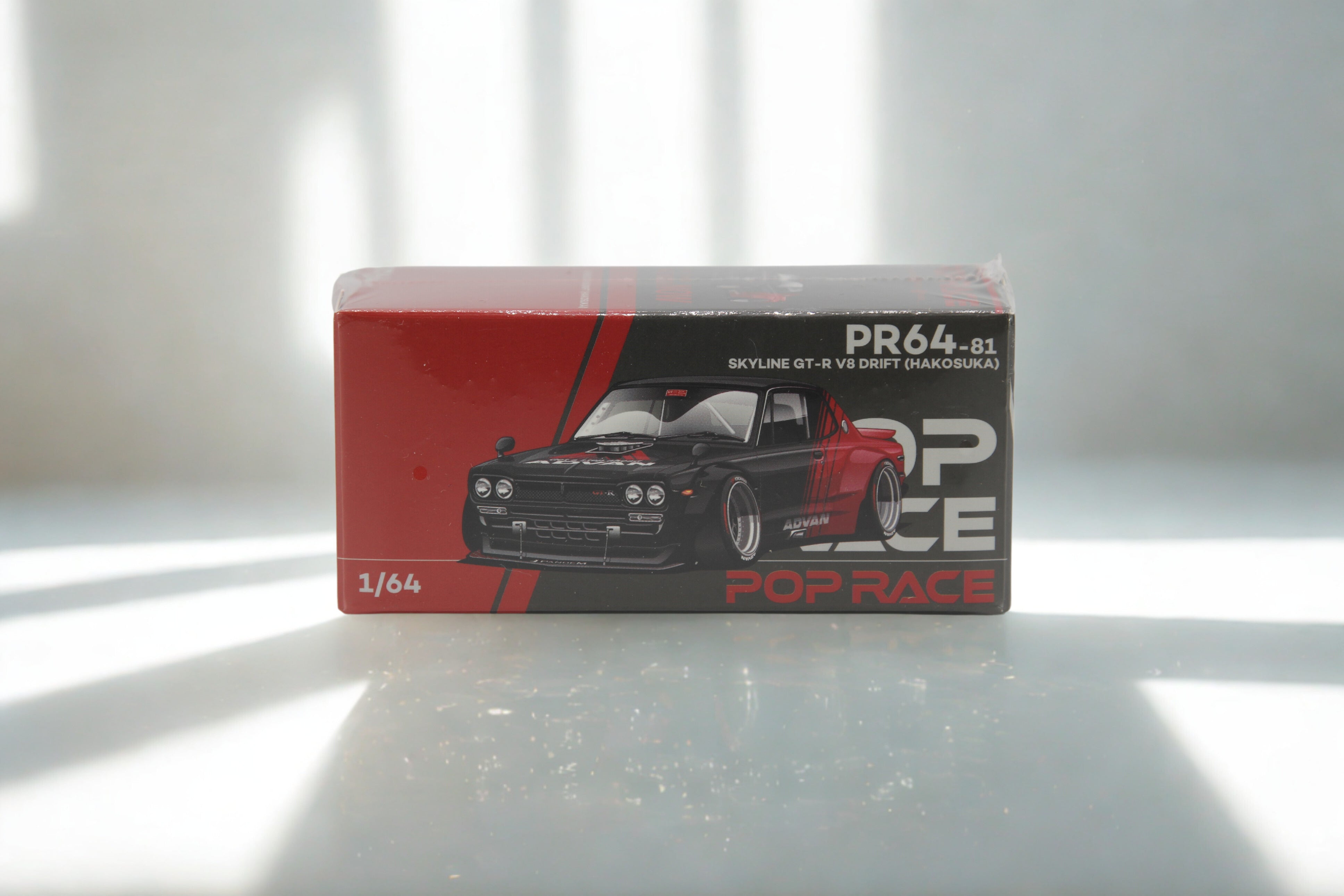 Nissan Skyline GT-R V8 Drift (Hakosuka) (1:64)