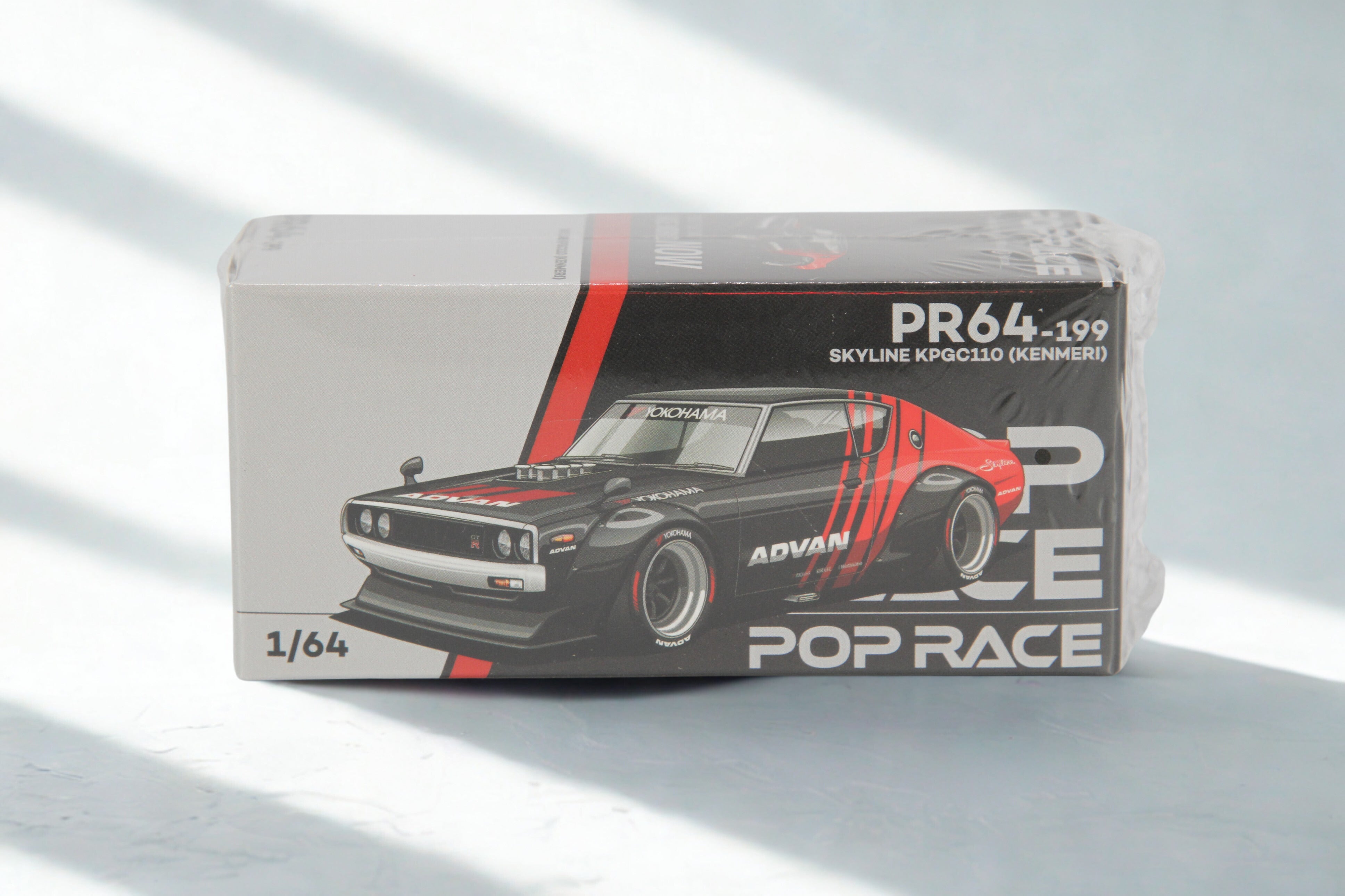 Nissan Skyline GT-R V8 Drift (Kenmeri) (1:64)
