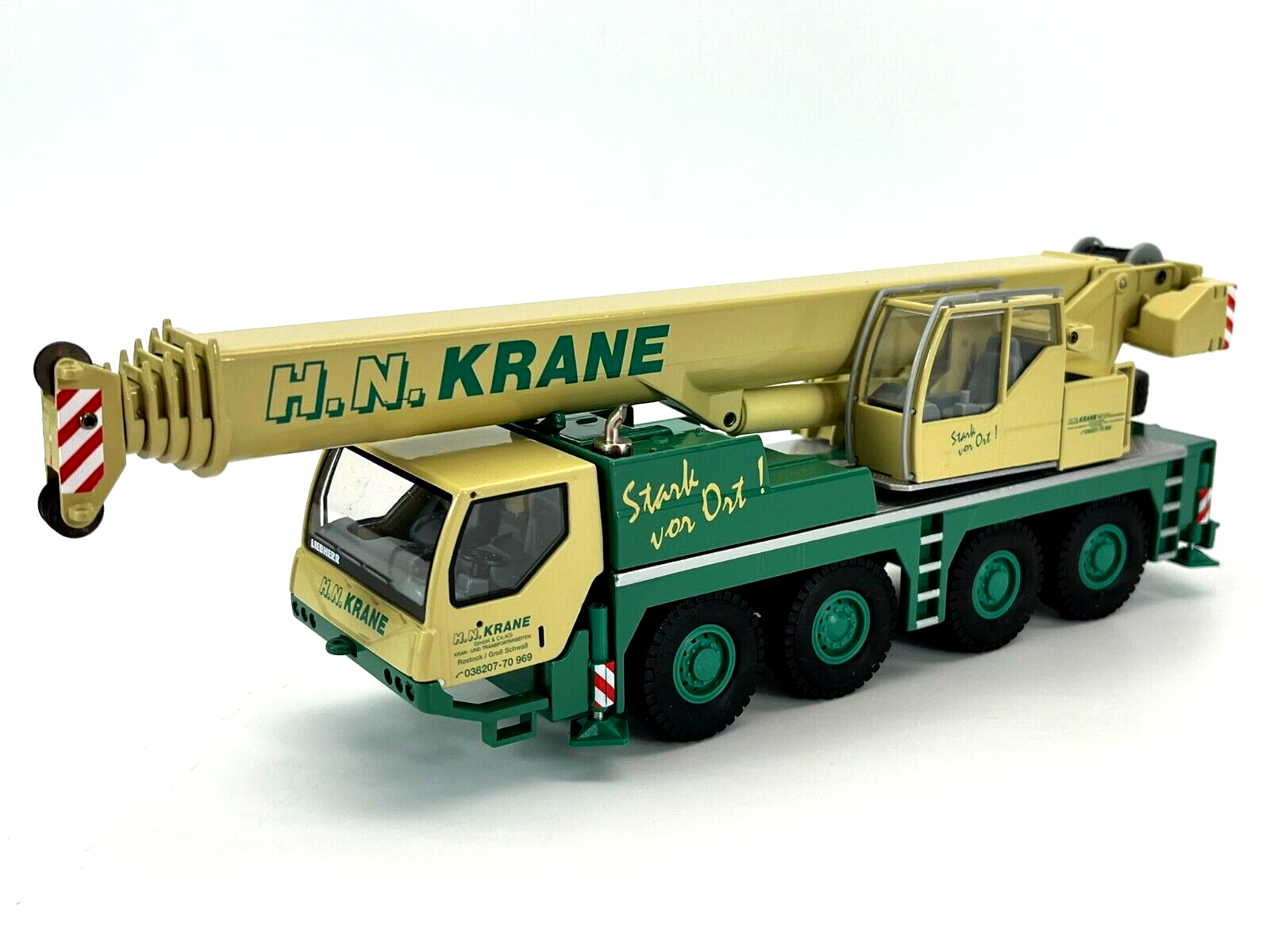conrad-liebherr-ltm-1070-4-1-mobilkran-hn-krane-gross-schwass-2100-45-massstab-1-50