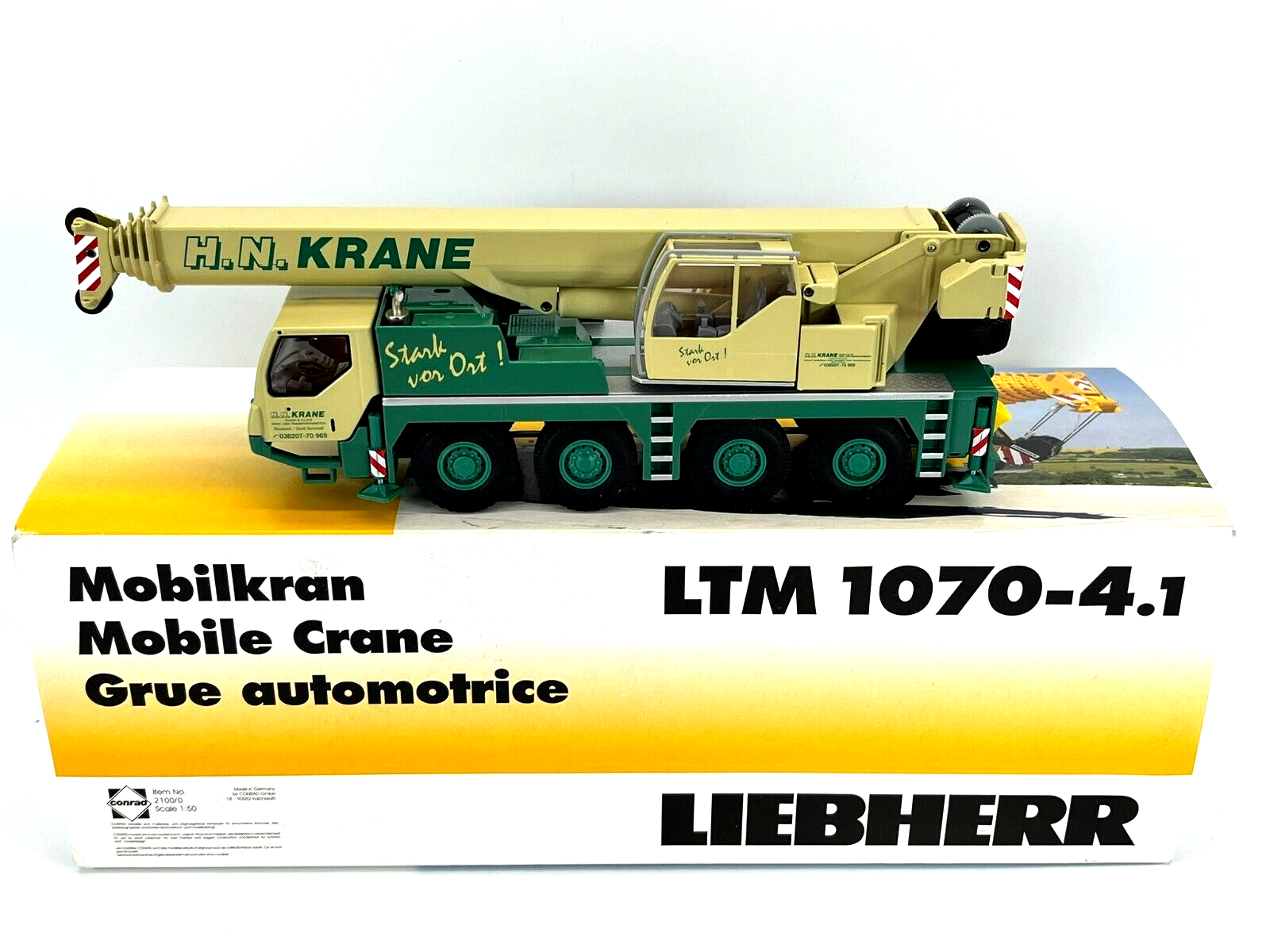 conrad-liebherr-ltm-1070-4-1-mobilkran-hn-krane-gross-schwass-2100-45-massstab-1-50 box