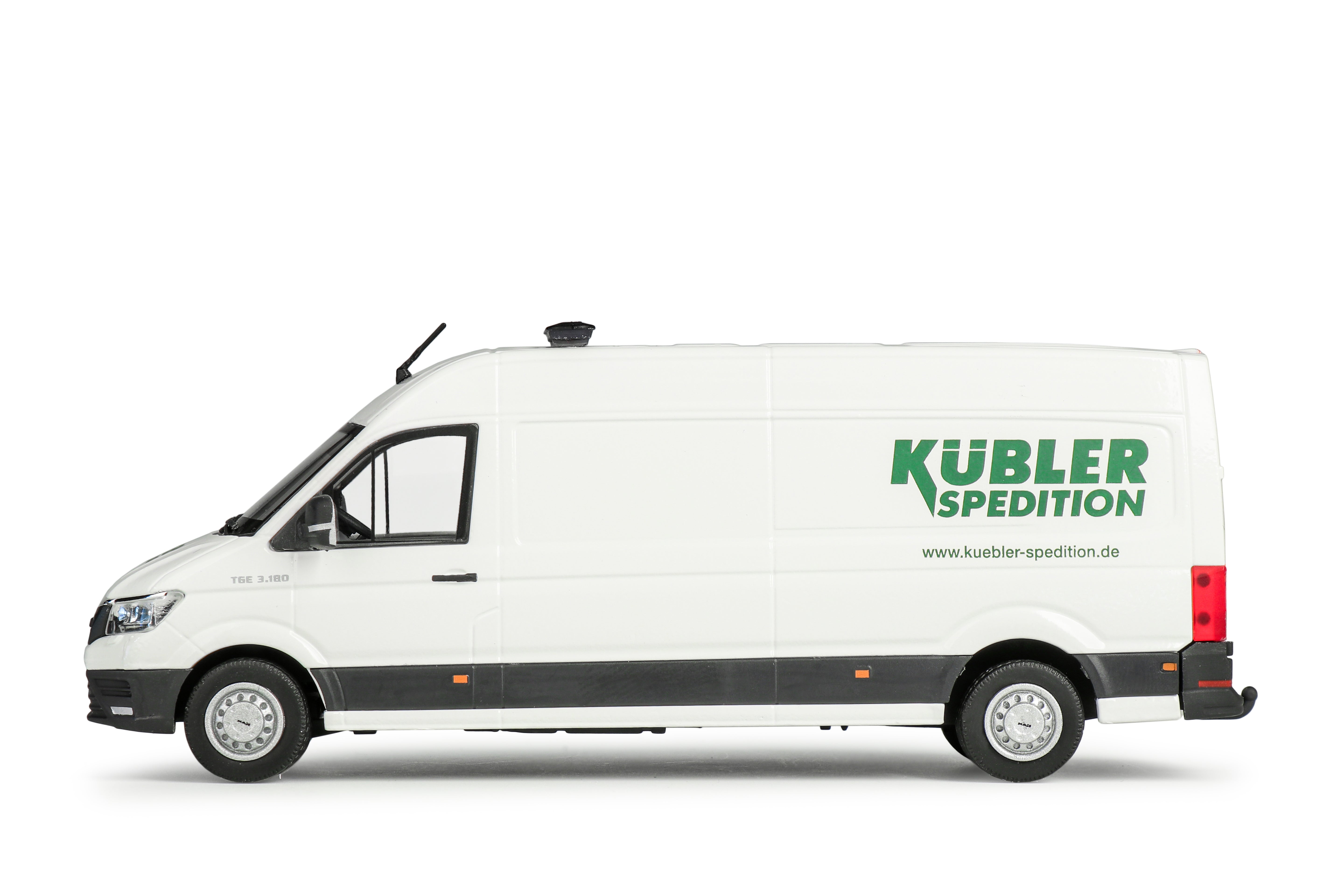 Conrad MAN TGE Kastenwagen Hochdach „KÜBLER“ – Seitenansicht links, Diecast Sammlermodell im Maßstab 1:50, Art. 1615/20