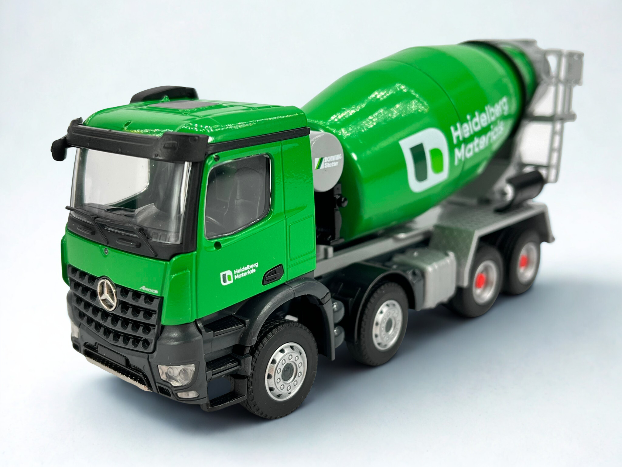 STETTER Fahrmischer 4-achs auf MERCEDES-BENZ Arocs "HEIDELBERG MATERIALS" (1:50) - 78258/06