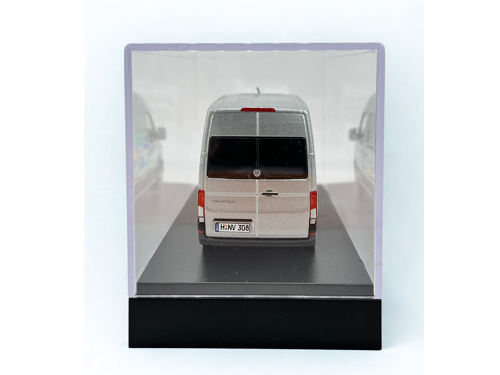 Volkswagen VW Crafter mit langem Radstand "IAA 2024 Sondermodell" (1:50) - 1614/04