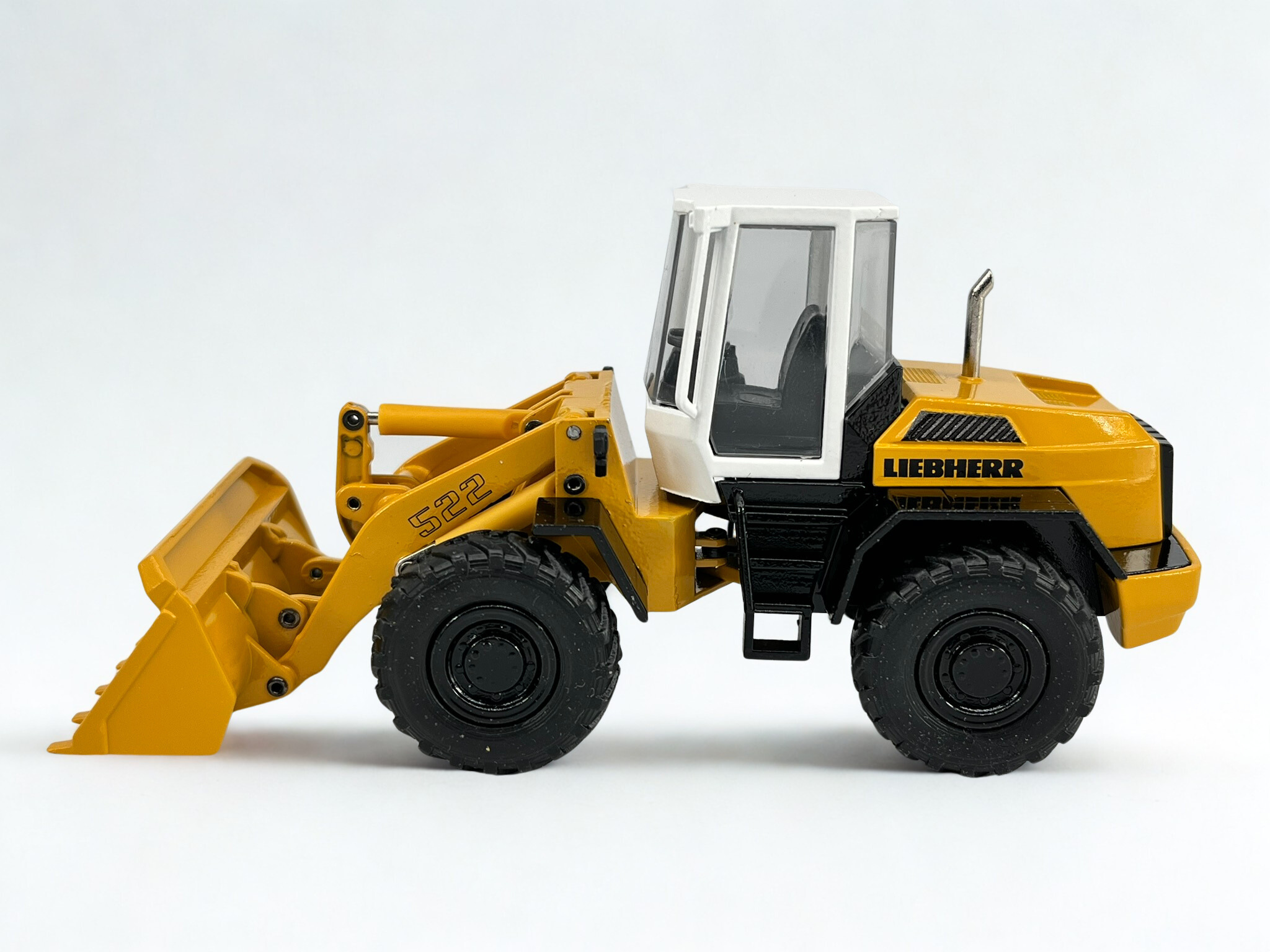 LIEBHERR Radlader L 522 Jubiläumsmodell "75 Jahre Firma LIEBHERR" (1:50) - 2882/01