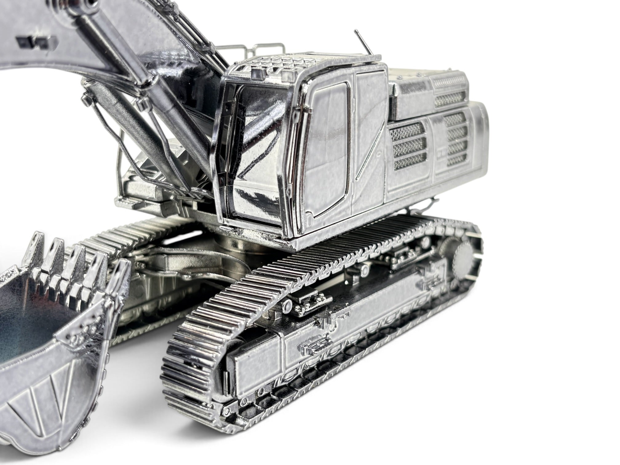 Conrad Kobelco SK500LC-10 Raupenbagger „Delft Blue“ Gun Metal – Diecast-Sammlermodell 1:50, Art. 2210/08 – Ansicht 2