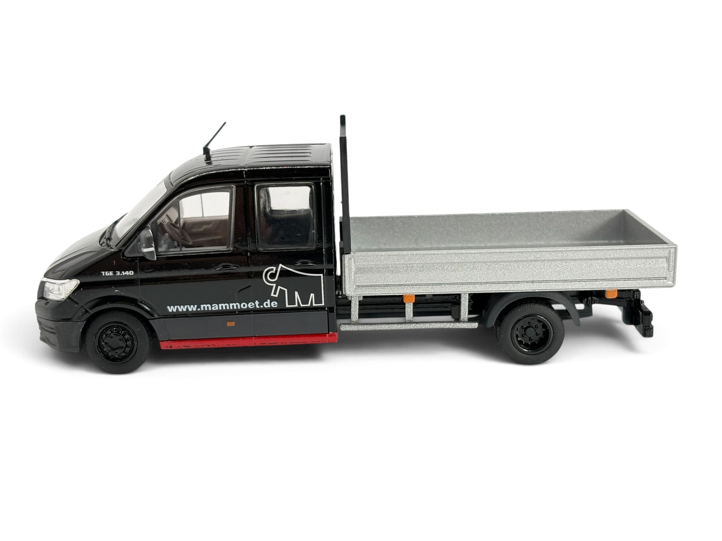 Conrad MAN TGE Pritschenwagen mit Doppelkabine „Mammoet“ – Diecast-Sammlermodell 1:50, Art. 1616/05 – Ansicht 2