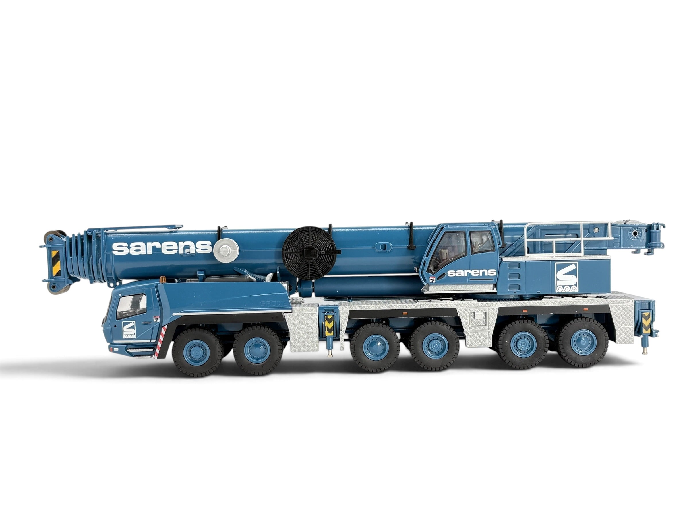 Conrad Grove GMK 6300L Mobilkran „Sarens“ mit Auslegerverlängerung – Diecast-Sammlermodell 1:50, Art. 2114/05 – Ansicht 3
