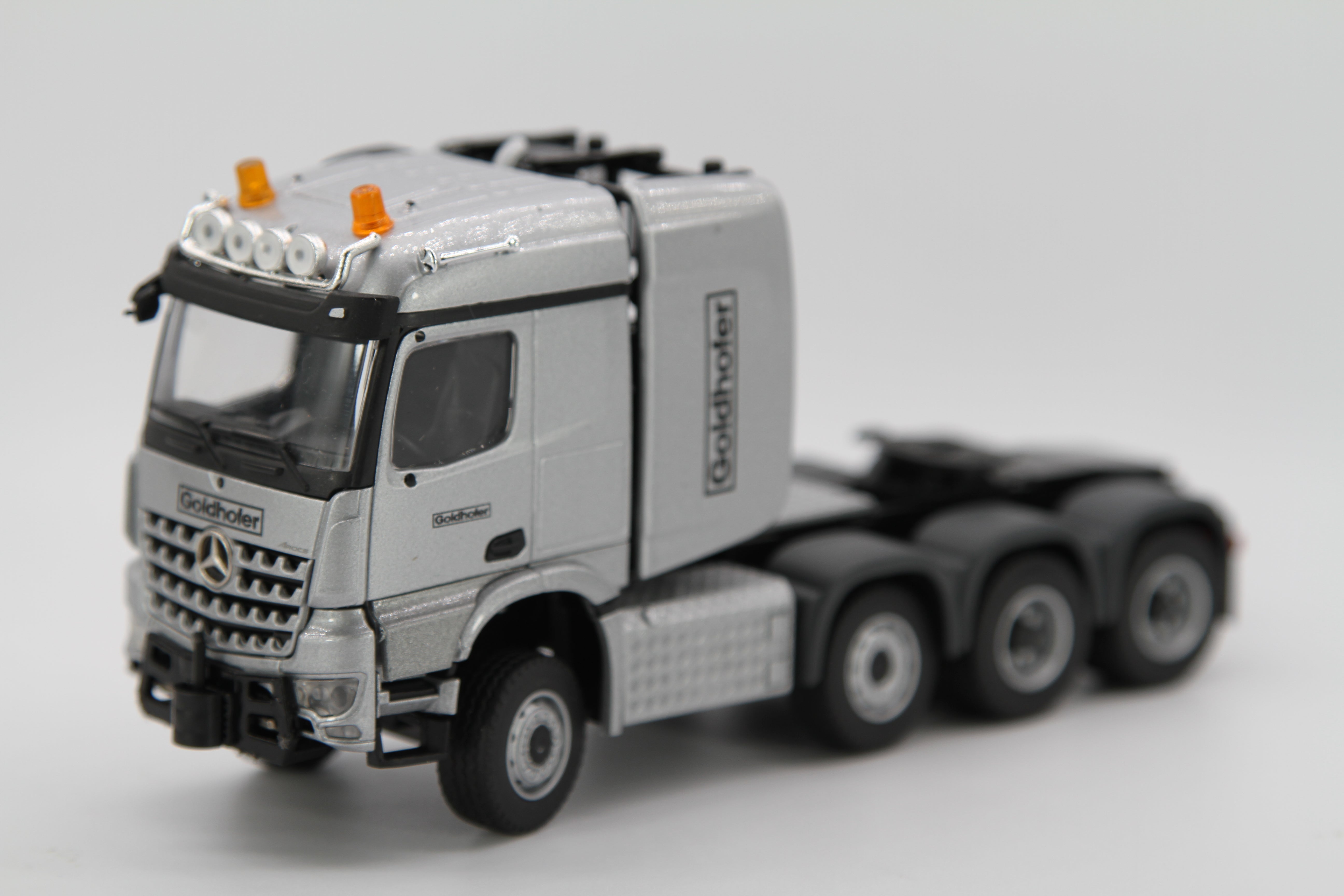 MERCEDES-BENZ Actros SLT mit Tieflader und Kabeltrommel "GOLDHOFER" (1:50)