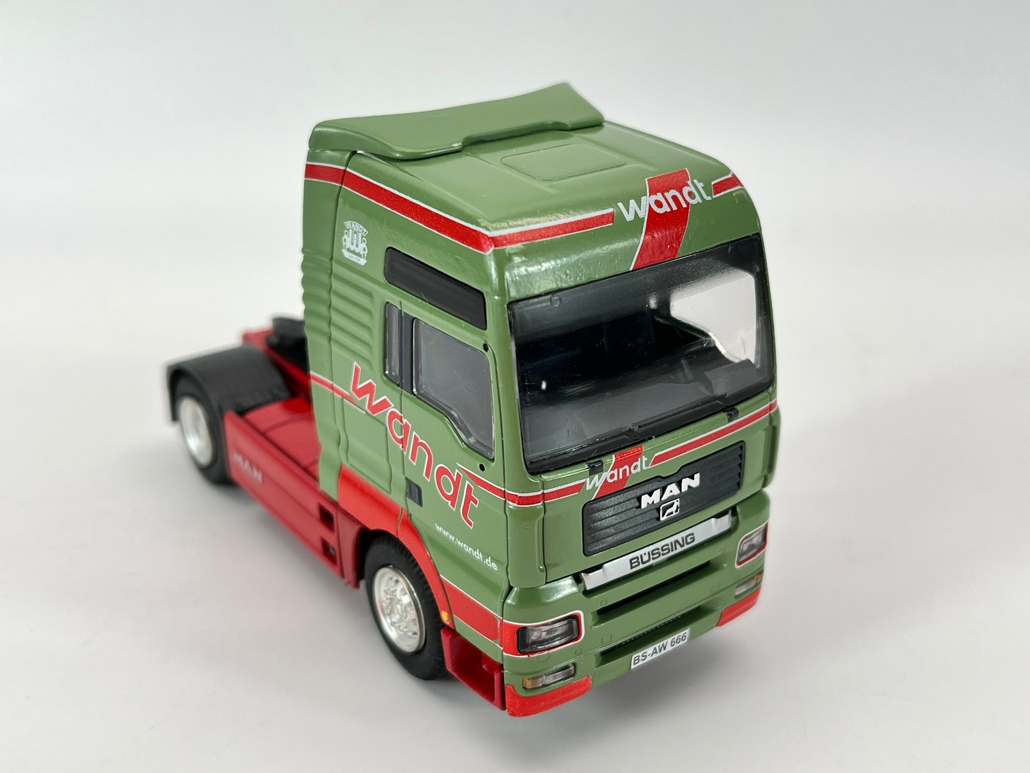 Conrad Models I MAN TGX 41 Tractor Unit (1:50) "Wandt Spedition"