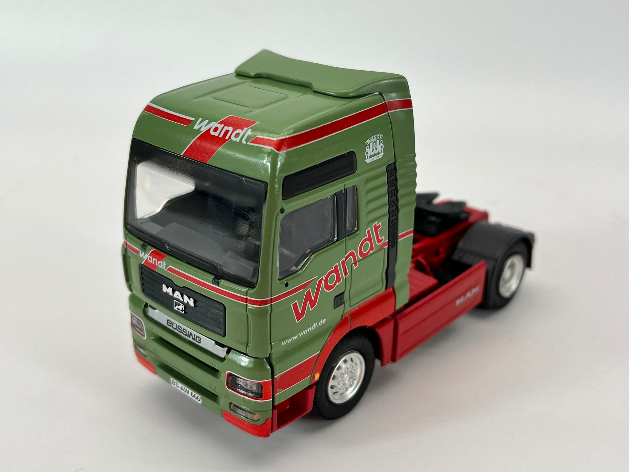 Conrad Models I MAN TGX 41 Tractor Unit (1:50) "Wandt Spedition"