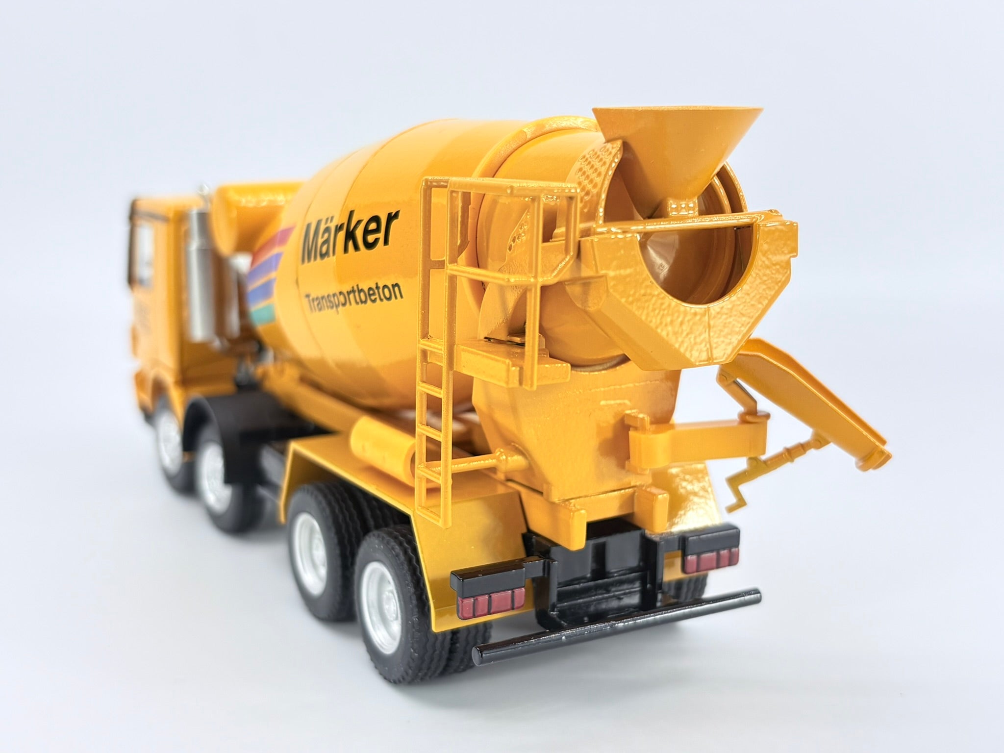 Mercedes Actros Stetter Fahrmischer Maerker Conrad 1:50 40131 03 Back