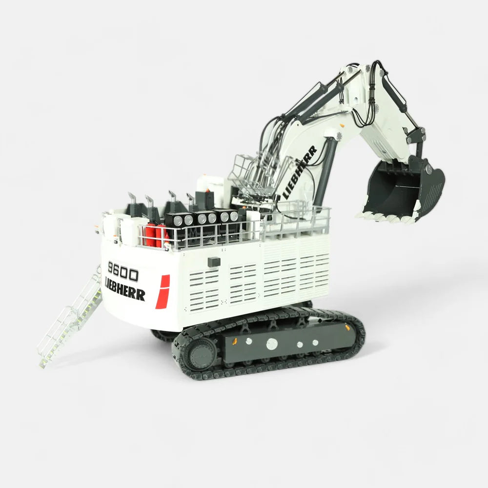 LIEBHERR R9600 Miningbagger (1:50)