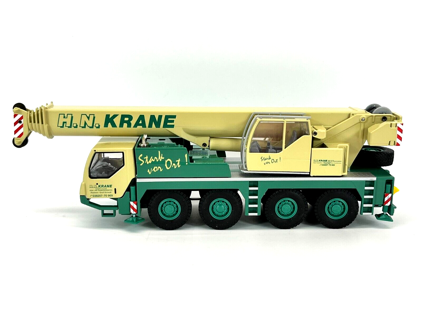 conrad-liebherr-ltm-1070-4-1-mobilkran-hn-krane-gross-schwass-2100-45-massstab-1-50 links