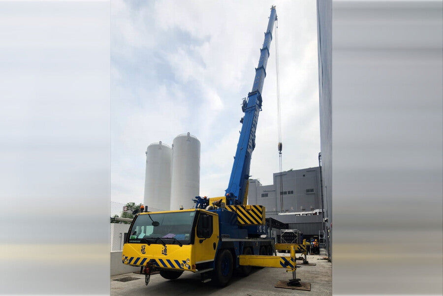 WSI Liebherr LTM 1120-4.1 Mobilkran „Kwun Tung“ – Diecast Sammlermodell im Maßstab 1:87, Art. 71-2051